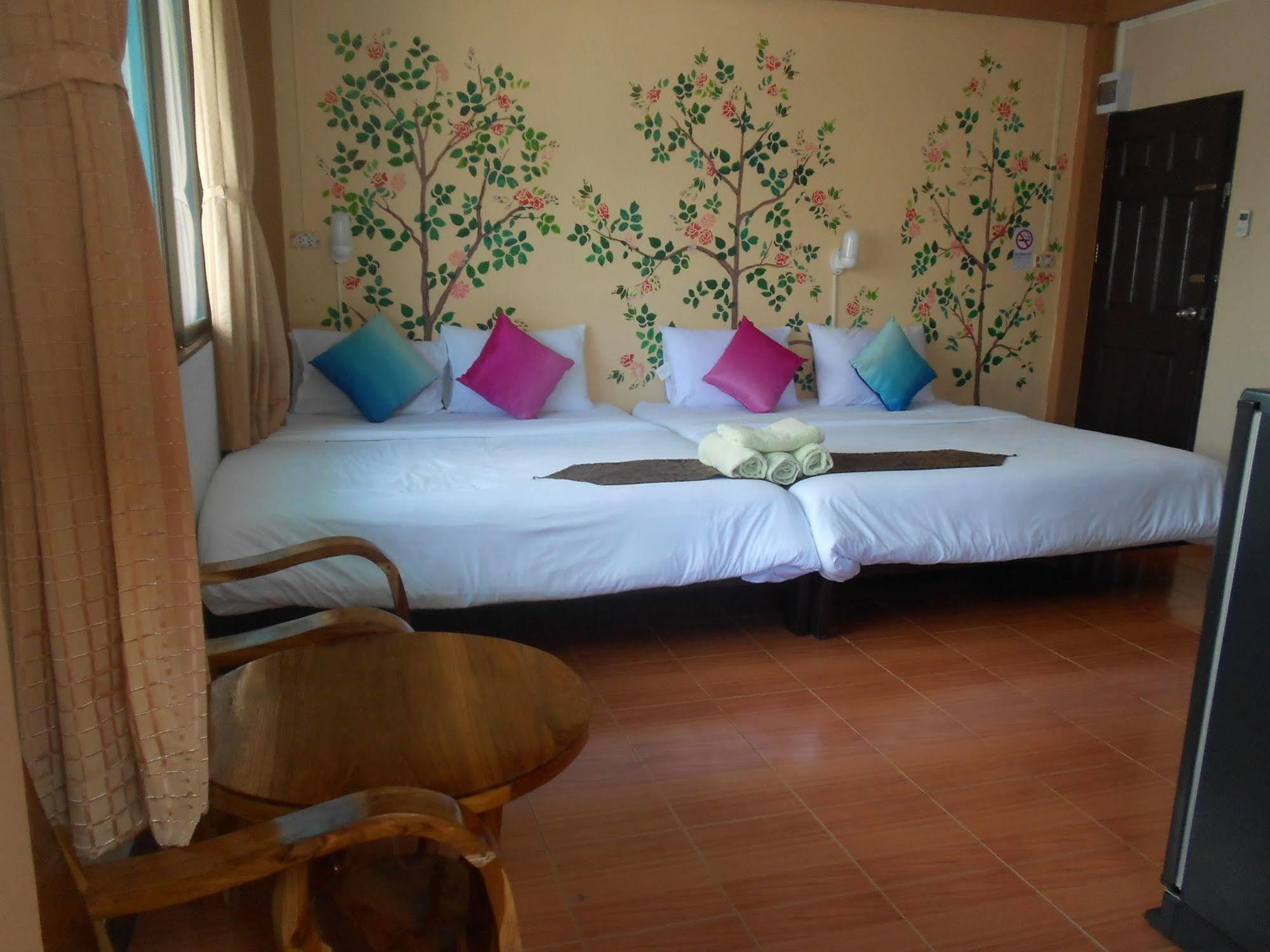 Sweet Home Guesthouse Krabi Ngoại thất bức ảnh